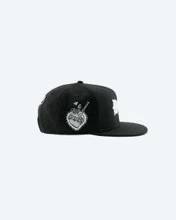 Stay True Snapback